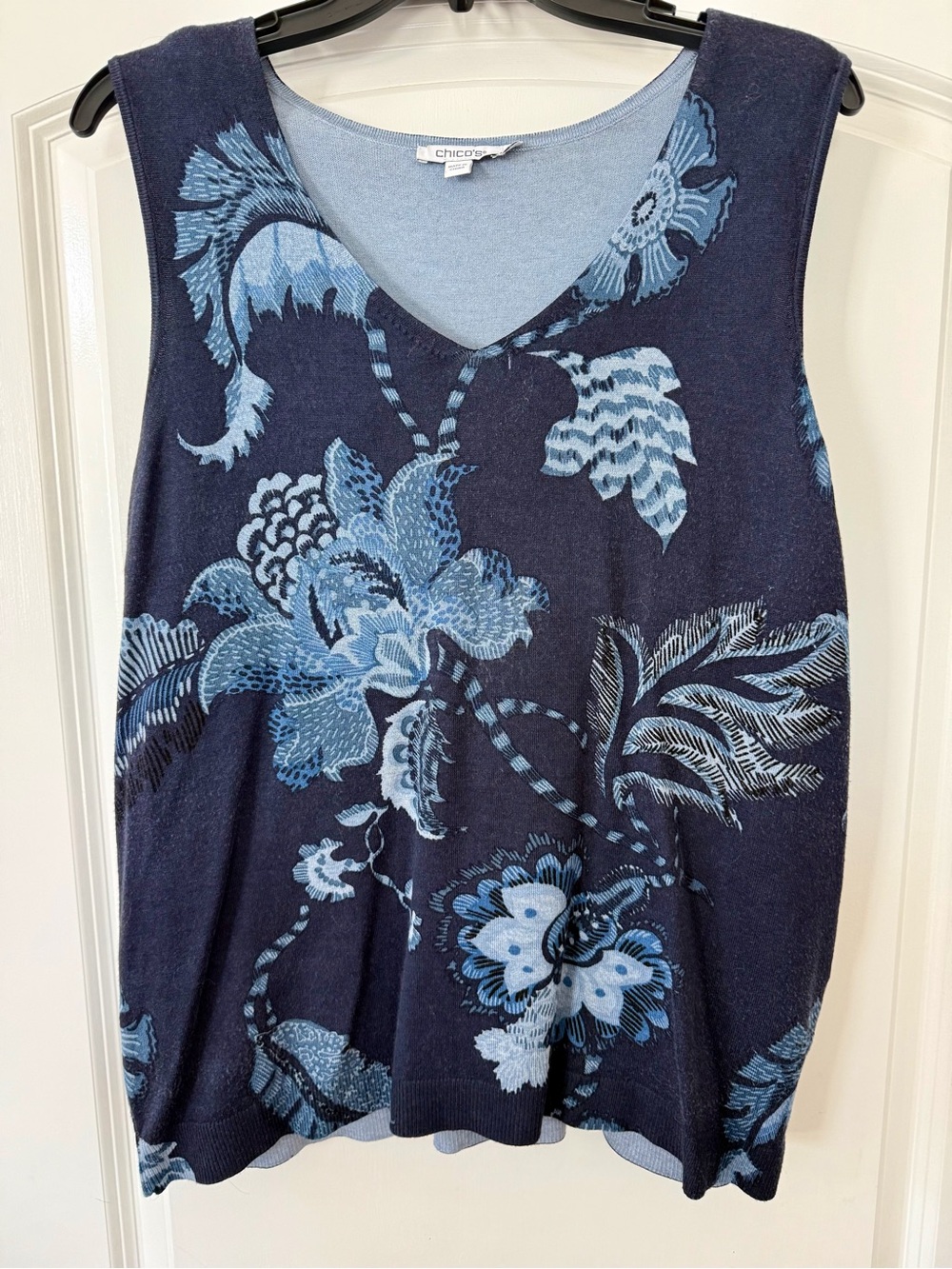 Chico's Navy and Light Blue Floral V-Neck Tank